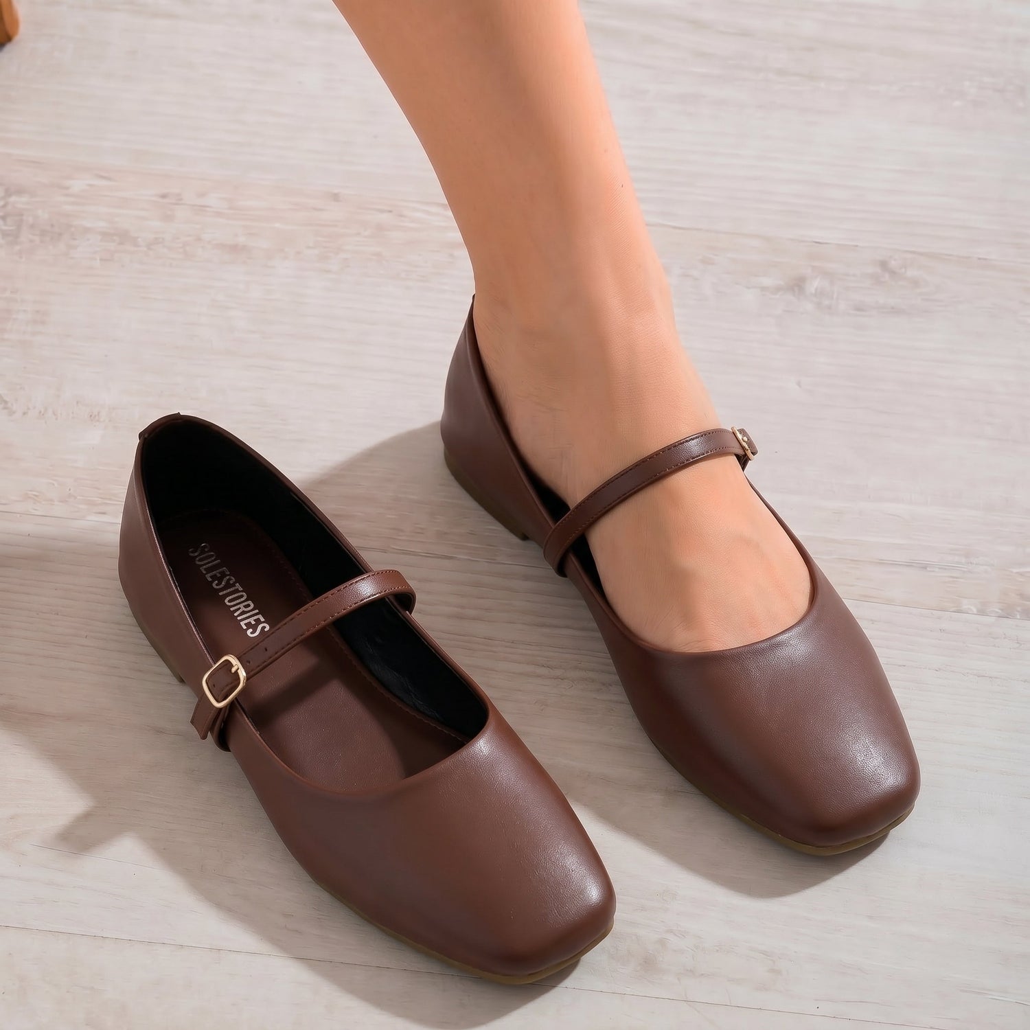 PUMPS
